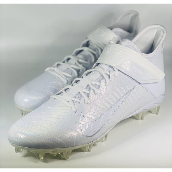 Athletic_Shoes